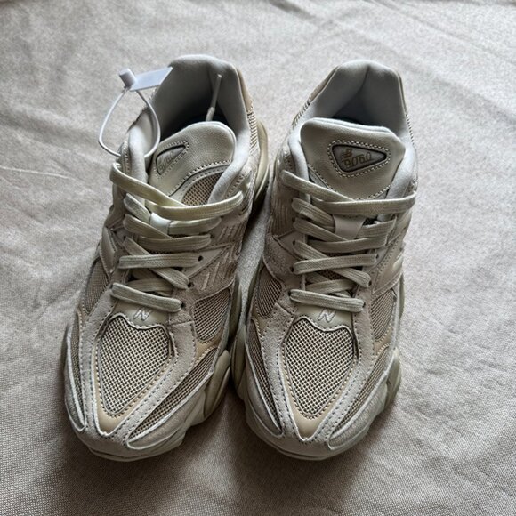 New Balance 9060 Sea Salt Moonbeam Sneakers - Picture 7 of 7